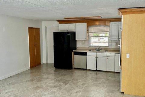 Casa en venta en Dania Beach, Florida, 2 dormitorios, 86.58 m2 № 1217434 - foto 7