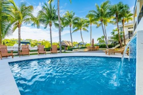 Casa en venta en Islamorada, Village of Islands, Florida, 3 dormitorios, 261.61 m2 № 981020 - foto 27