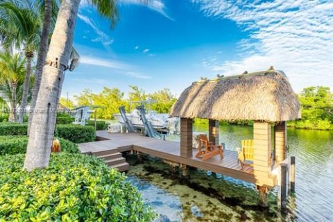 Casa en venta en Islamorada, Village of Islands, Florida, 3 dormitorios, 261.61 m2 № 981020 - foto 23