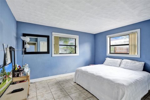 Casa en venta en Lauderdale Lakes, Florida, 3 dormitorios, 163.32 m2 № 1372410 - foto 6