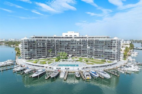 Condominio en venta en Miami Beach, Florida, 1 dormitorio, 98.94 m2 № 1330887 - foto 4