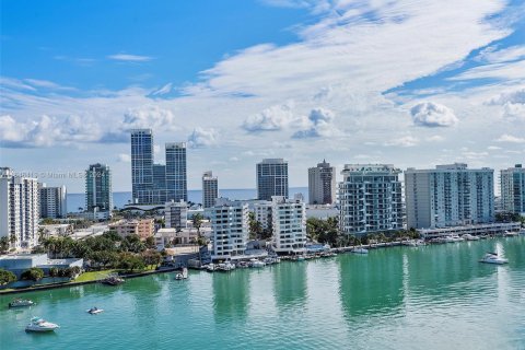 Condominio en venta en Miami Beach, Florida, 1 dormitorio, 98.94 m2 № 1330887 - foto 6