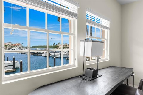 Copropriété à vendre à Miami Beach, Floride: 1 chambre, 86.21 m2 № 1320941 - photo 2