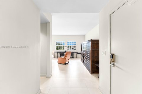 Copropriété à vendre à Miami Beach, Floride: 1 chambre, 86.21 m2 № 1320941 - photo 8