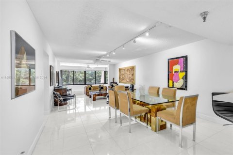 Copropriété à vendre à Boca Raton, Floride: 2 chambres, 112.13 m2 № 1161050 - photo 8