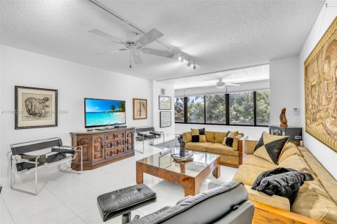 Copropriété à vendre à Boca Raton, Floride: 2 chambres, 112.13 m2 № 1161050 - photo 11