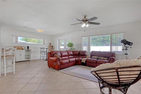 Villa ou maison à vendre à Titusville, Floride: 3 chambres, 115.11 m2 № 1349733 - photo 6