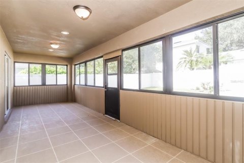 Villa ou maison à vendre à Lakeland, Floride: 4 chambres, 159.23 m2 № 1349781 - photo 8