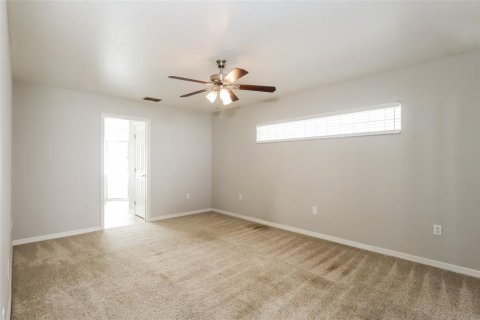 Casa en venta en Lakeland, Florida, 4 dormitorios, 159.23 m2 № 1349781 - foto 10