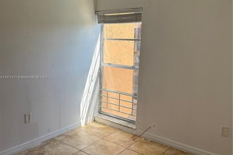 Copropriété à vendre à Miami, Floride: 2 chambres, 72.65 m2 № 1391846 - photo 8