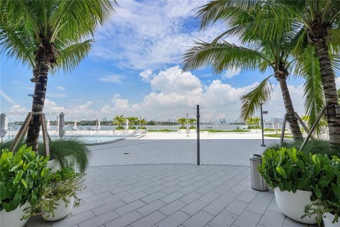 Copropriété à vendre à Miami Beach, Floride: 50.45 m2 № 1291300 - photo 17