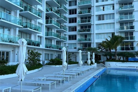 Copropriété à vendre à Miami Beach, Floride: 50.45 m2 № 1291300 - photo 3