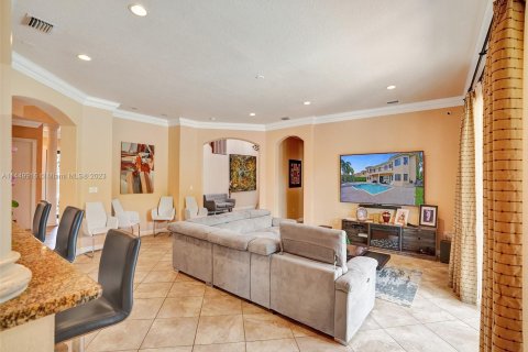 Casa en venta en Cutler Bay, Florida, 5 dormitorios, 438.22 m2 № 724359 - foto 20