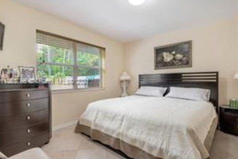 Casa en venta en Hollywood, Florida, 4 dormitorios, 194.91 m2 № 1145802 - foto 10