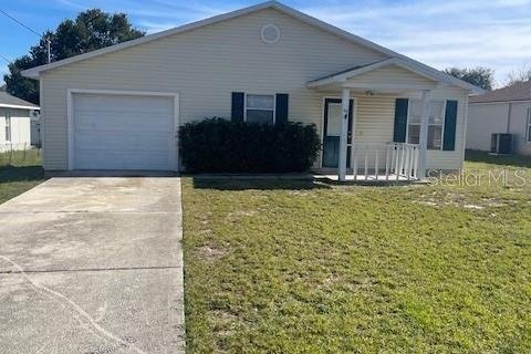 House in Winter Haven, Florida 3 bedrooms, 111.11 sq.m. № 1339151 - photo 1