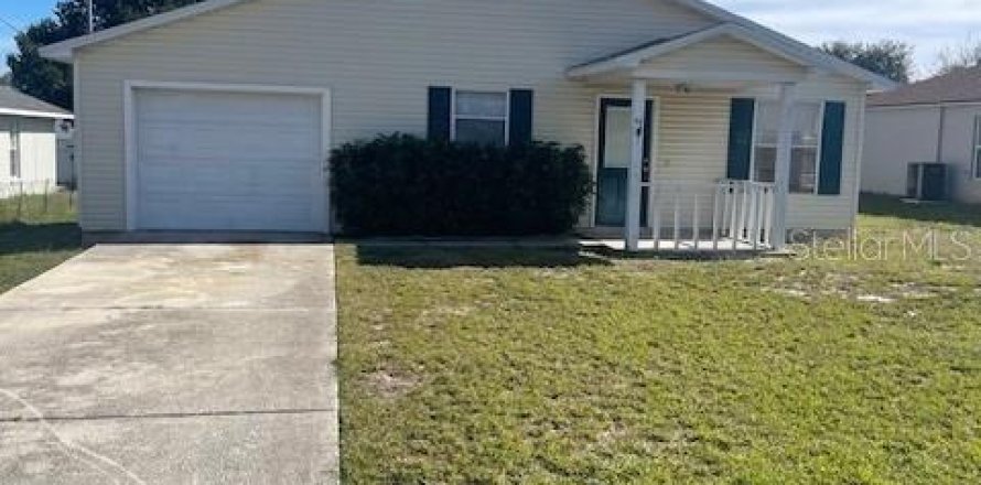 House in Winter Haven, Florida 3 bedrooms, 111.11 sq.m. № 1339151