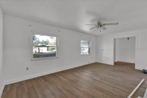 Casa en venta en Winter Haven, Florida, 5 dormitorios, 212.1 m2 № 966305 - foto 5
