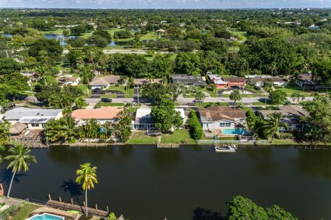 Casa en venta en Plantation, Florida, 3 dormitorios, 180.79 m2 № 878521 - foto 5