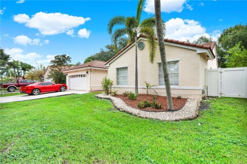 Casa en venta en Miramar, Florida, 4 dormitorios, 205.04 m2 № 1348033 - foto 11