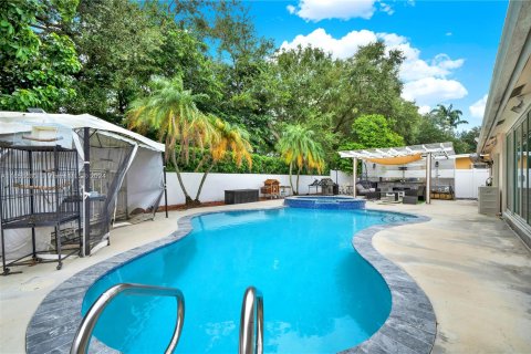 Casa en venta en Miramar, Florida, 4 dormitorios, 205.04 m2 № 1348033 - foto 5