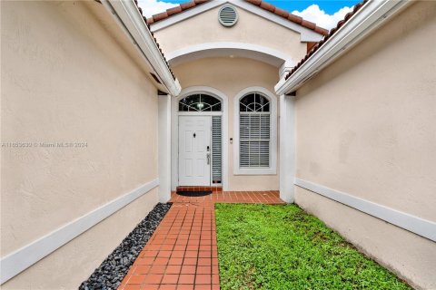 Casa en venta en Miramar, Florida, 4 dormitorios, 205.04 m2 № 1348033 - foto 9