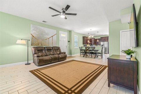 Adosado en venta en Tampa, Florida, 3 dormitorios, 189.06 m2 № 1405542 - foto 7