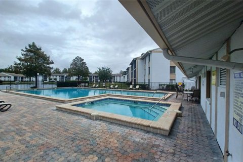 Copropriété à vendre à Orlando, Floride: 2 chambres, 99.31 m2 № 1427895 - photo 16