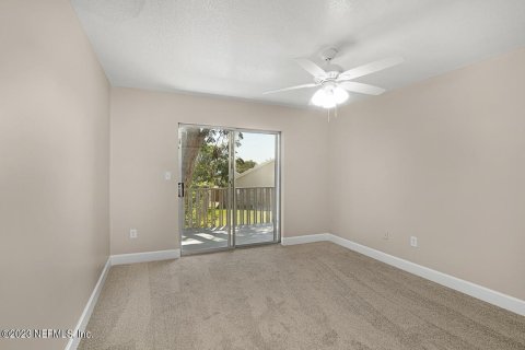 Condo in Winter Garden, Florida, 4 bedrooms in LAKESHORE  № 801044 - photo 19