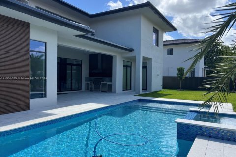Casa en venta en South Miami, Florida, 5 dormitorios, 443.7 m2 № 1162164 - foto 23