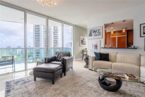 Condo in Aventura, Florida, 2 bedrooms  № 1330836 - photo 25