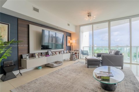 Condo in Aventura, Florida, 2 bedrooms  № 1330836 - photo 26