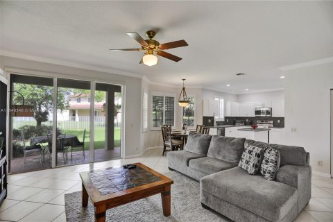 Casa en venta en Weston, Florida, 6 dormitorios, 292.27 m2 № 1331907 - foto 9