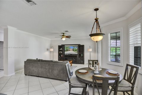 Casa en venta en Weston, Florida, 6 dormitorios, 292.27 m2 № 1331907 - foto 25