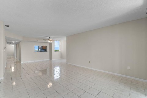 Condo in Boca Raton, Florida, 3 bedrooms  № 1151851 - photo 23