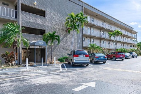 Condominio en venta en Boynton Beach, Florida, 1 dormitorio, 70.42 m2 № 1151852 - foto 28