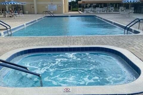 Condominio en venta en Boynton Beach, Florida, 1 dormitorio, 70.42 m2 № 1151852 - foto 11