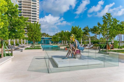 Condominio en venta en Bal Harbour, Florida, 1 dormitorio, 146.41 m2 № 1357261 - foto 23