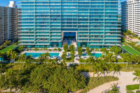 Condominio en venta en Bal Harbour, Florida, 1 dormitorio, 146.41 m2 № 1357261 - foto 20