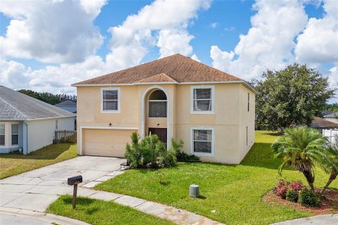 House in Davenport, Florida 4 bedrooms, 283.17 sq.m. № 1384898 - photo 2