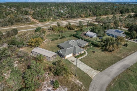 House in Lake Placid, Florida 5 bedrooms № 969831 - photo 21