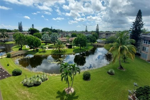 Condo in Lauderdale Lakes, Florida, 2 bedrooms  № 944989 - photo 30