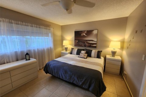 Condo in Lauderdale Lakes, Florida, 2 bedrooms  № 944989 - photo 27