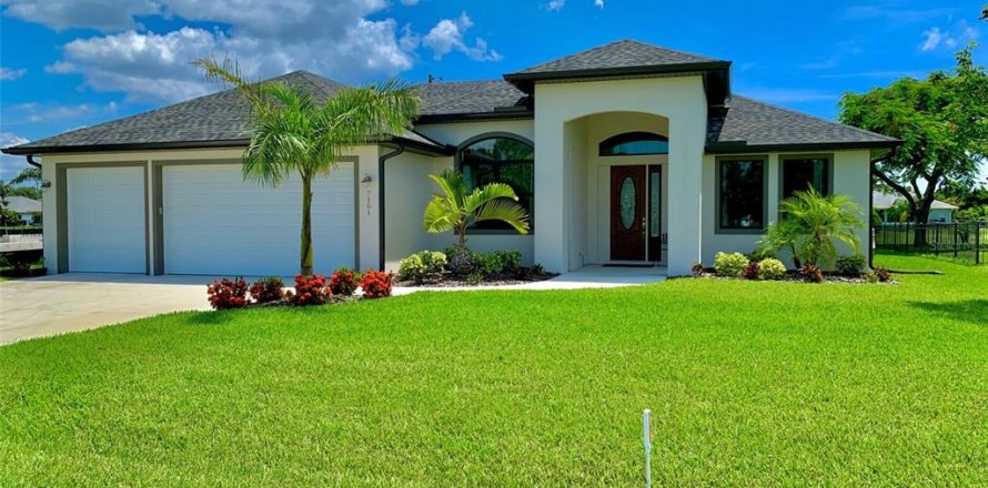 Villa ou maison à Punta Gorda, Floride 3 chambres, 176.14 m2 № 1339927