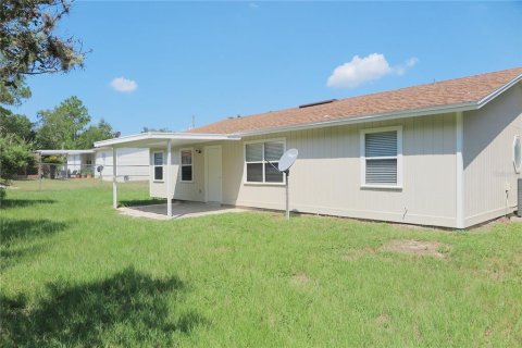 House in Keystone Heights, Florida 3 bedrooms, 118.54 sq.m. № 1339929 - photo 5