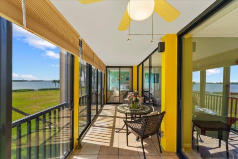 Condominio en venta en Jensen Beach, Florida, 2 dormitorios, 102.38 m2 № 1135053 - foto 11