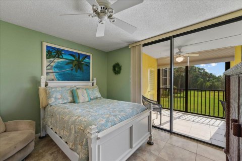 Condo in Jensen Beach, Florida, 2 bedrooms  № 1135053 - photo 17