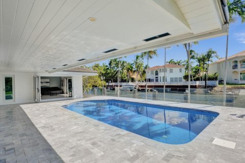 House in Hollywood, Florida 4 bedrooms, 269.04 sq.m. № 1135093 - photo 13
