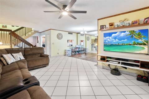 Touwnhouse à vendre à Lauderhill, Floride: 3 chambres № 1388369 - photo 8