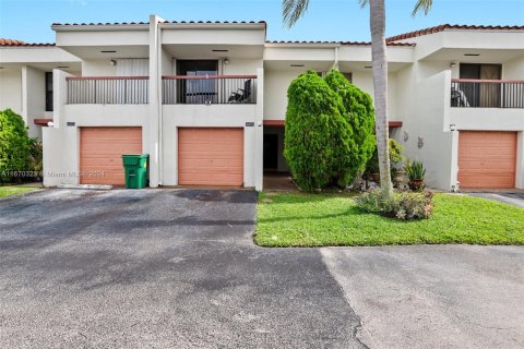 Touwnhouse à vendre à Lauderhill, Floride: 3 chambres № 1388369 - photo 2