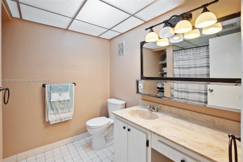 Townhouse in Lauderhill, Florida 3 bedrooms № 1388369 - photo 18